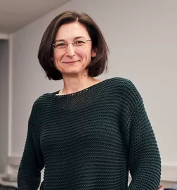 Dr. Zeynep Ökten: Proteinbiophysics